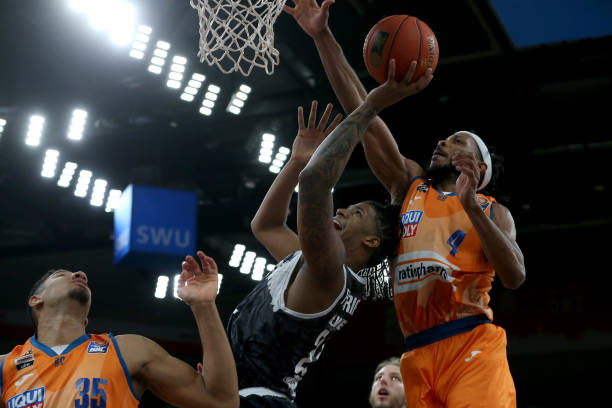 利物浦若取 利物浦若取