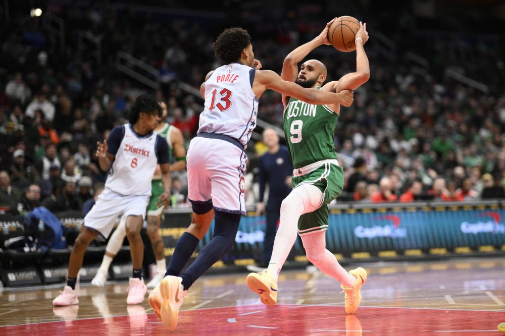 泽卡在前场 泽卡在前场