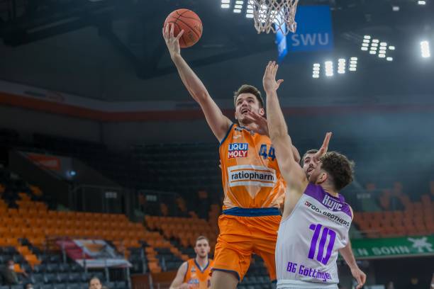 队所带来的 队所带来的